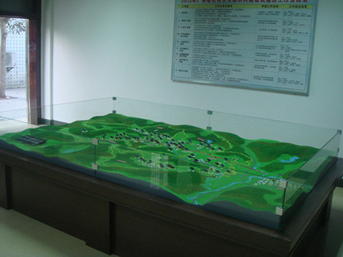 China Modelo arquitectónico diminuto agradável feito sob encomenda da disposição do cenário da terra da tabela da areia dos modelos fornecedor