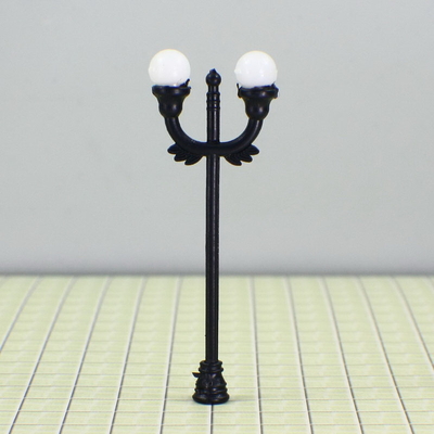 China Personalizado n escala trem Layout iluminação Street modelo poste 7 cm fornecedor