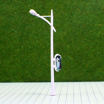 China Poste de luz diminuto plástico do modelo à escala da rua do quadro de avisos de RC100 6V para a disposição 10cm do trem fornecedor