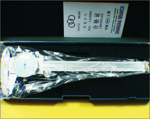 China Ferramentas de modelagem de miniatura MA06-109 Dial Caliper para fabrico de modelos de escala fornecedor