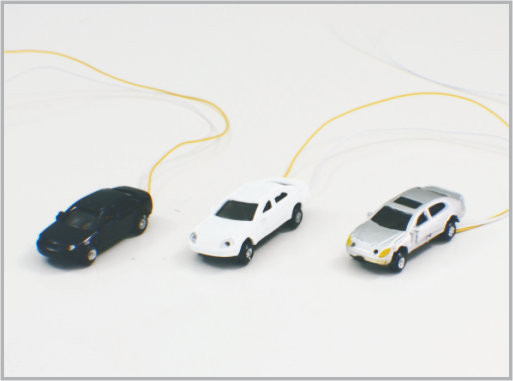 China o mini brinquedo 1/150 fundido iluminou os carros de modelo à escala feitos sob encomenda EC150-3 com o 12v para o presente fornecedor