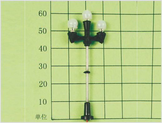 China T12 Três cabeças luminosas Street plástico escala modelo poste para comboio Layout 6.5 cm fornecedor