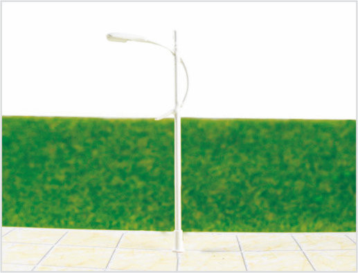 China Da rua feita sob encomenda do quadro de avisos T26 poste de luz plástico do modelo à escala 6V para HO disposições Railway 7.5cm fornecedor