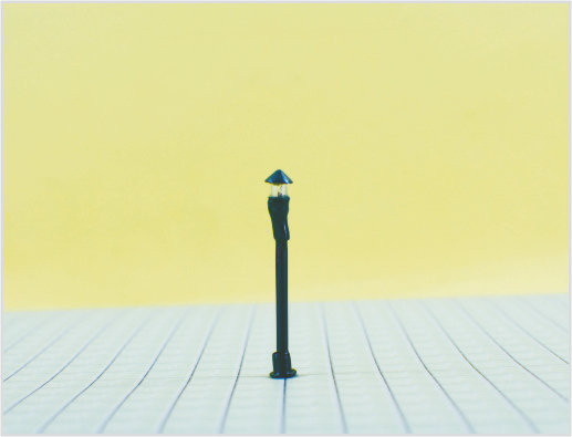 China T101 OEM 6V luminoso Street modelo poste 4 cm para Layout de trem fornecedor