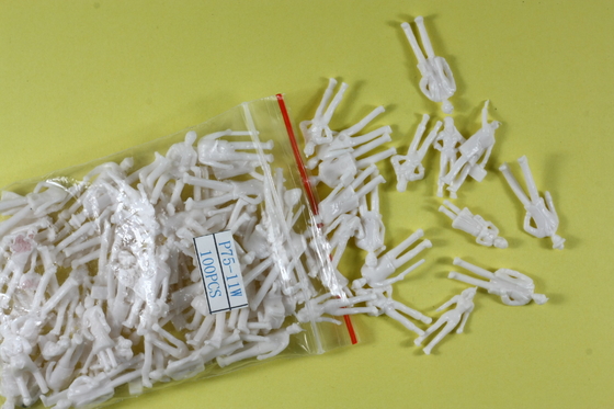 O trem 1/100 plástico da escala figura o branco modelo arquitectónico dos povos fornecedor