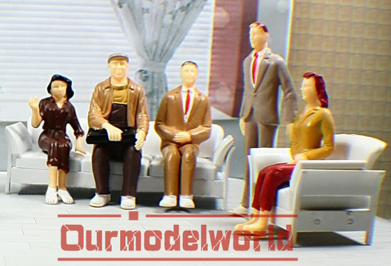 o modelo fêmea dos povos interiores diminutos de 7.0cm figura a embalagem feita sob encomenda do ODM do OEM fornecedor