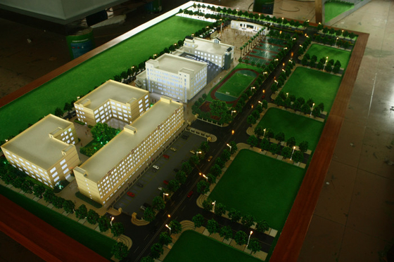 fabricante modelo arquitectónico diminuto do prédio da escola 3D, iluminando modelos à escala da disposição da escola fornecedor