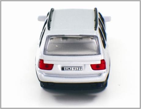 O 1:43 fundiu a mini liga feita sob encomenda BMW X5 C4302 dos carros de modelo à escala para HO a disposição do trem fornecedor