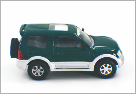1/43 fundiu os carros de modelo à escala feitos sob encomenda Mitubishi da liga verde Pajero para a coleção &amp; o presente fornecedor
