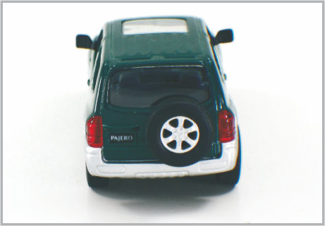 1/43 fundiu os carros de modelo à escala feitos sob encomenda Mitubishi da liga verde Pajero para a coleção &amp; o presente fornecedor
